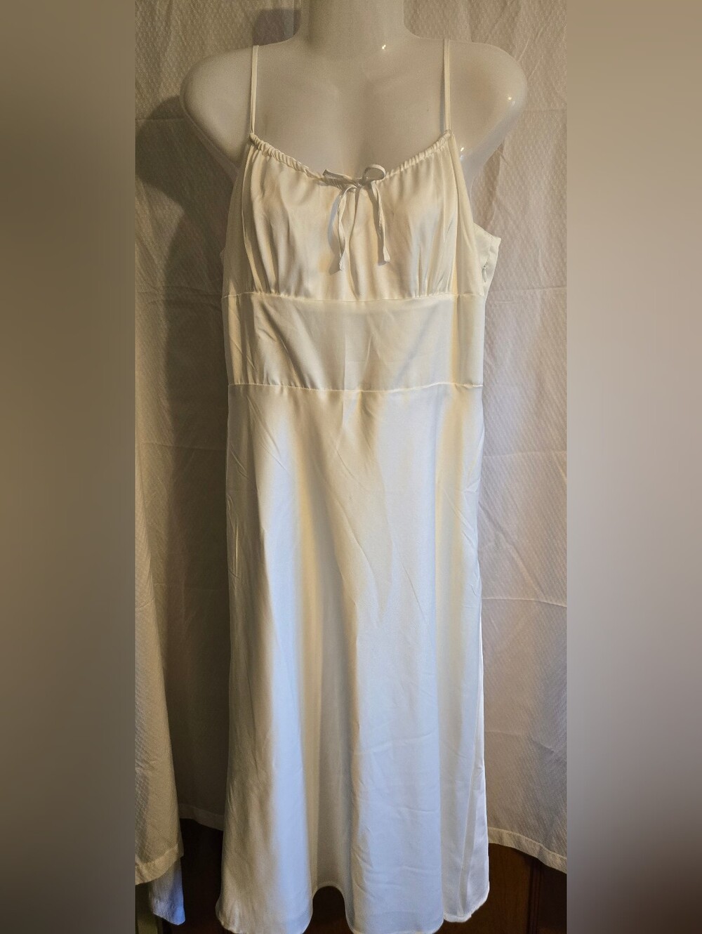 Ardene Cream Sleeveless Midi Dress with Tie-Neck